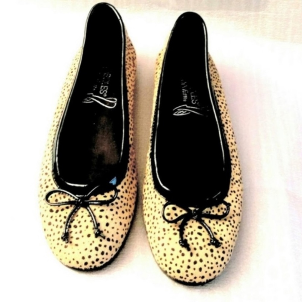Aerosoles Cheetah Haircalf flats Size 9.5